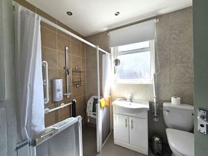 Photo 11- click for photo gallery